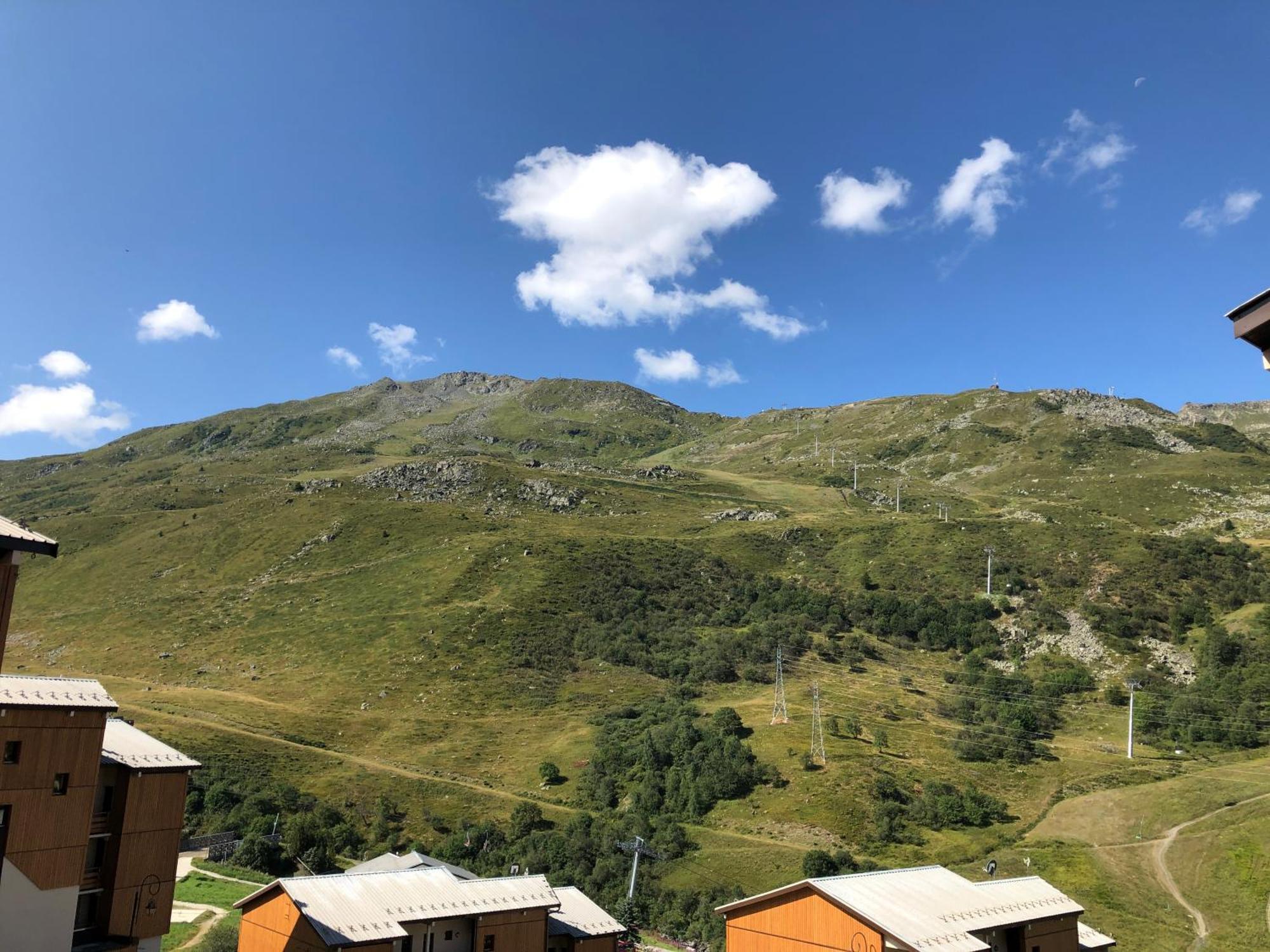 Appartement Pour 6 Personnes Au Pied Des Pistes Au Calme Aux Menuires Les Asters Saint-Martin-de-Belleville Buitenkant foto